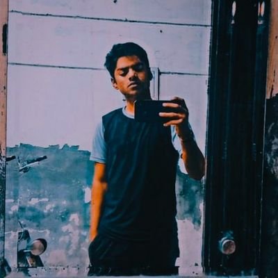 MonuSharma_xx22's profile picture. 