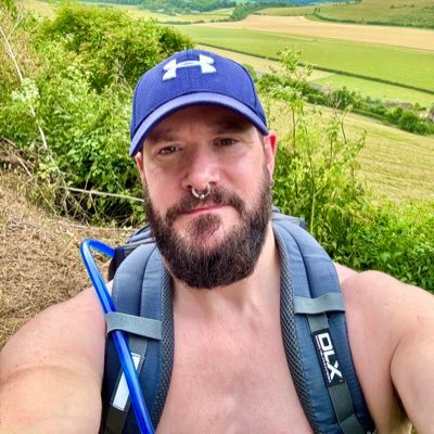 Promoting non sexual naturism and normalising it - Love nude hiking and swimming - BN Member - Blank profiles and porn followers are blocked instantaneously.