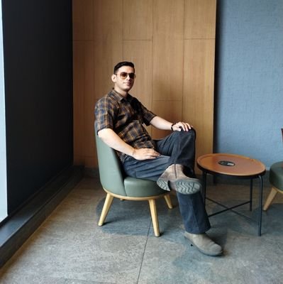 piyushscribbles's profile picture. A realist,who believes in scripting one's own destiny,of the warrior clan,bashing on regardless,a soul on a spiritual journey to Nirvana