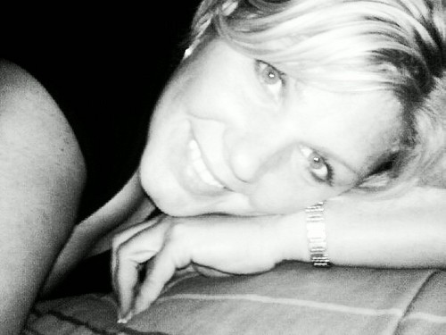 lookn2mylens's profile picture. 