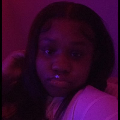 leahashaee's profile picture. 