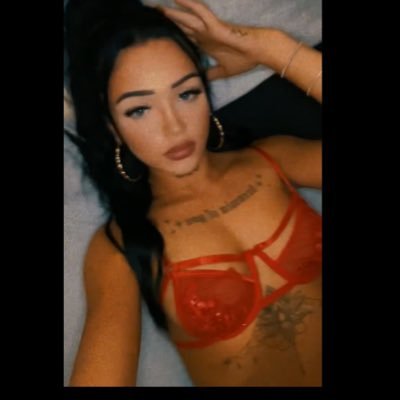 your fave petite baddie ,👸🏽 feel abit 😈ur in the right place 💦DMs ONLY PAY PAL💵Missy22xx. OVER 🔞ONLY