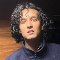 mistletOLA🩸 (@vampyrwho) 's Twitter Profile