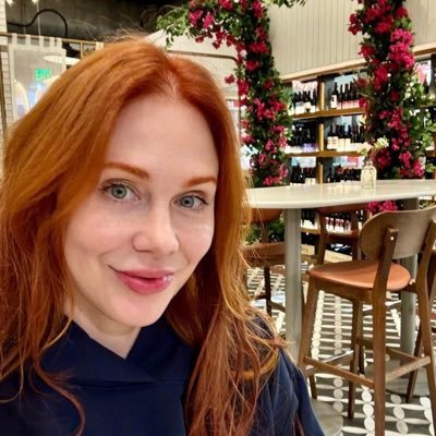 AmaliaElonis's profile picture. managing financial marketing also into digital Assets #Bitcoin