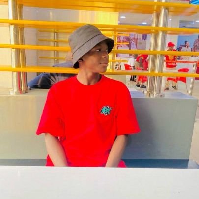 CShikaan12570's profile picture. I'm very good to be with 🐾🐾