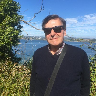 Blogger gastronómico (El buen vivir de Juan Luis Recio), crítico de vinos (XL Semanal), letrista, sociólogo, mensista, poeta. https://t.co/SrUENx2EJY