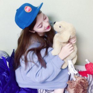 shshnmilng89135's profile picture. 