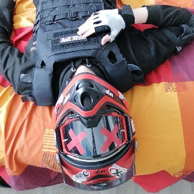 🔞 Account / 20s 🇫🇷 Gearhead / Tactical, MX & Spidey / Bulge pic & more / Single / Top switch / DMs open (slow response) / https://t.co/tqmRnfNXab
