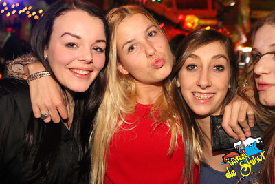 juuuuuuuuuulll's profile picture. 