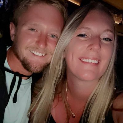 Tom28242869's profile picture. My mom thinks I’m special