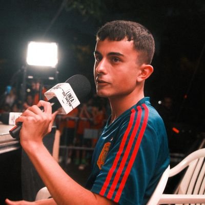 AdrianPerico21's profile picture. ⚽ Coordinador deportivo @futsalsantfeliu

🎙️ Reportero en @LineadeMetaES