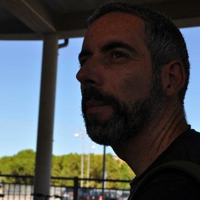 Investigador en @FuhemEcosocial de @FUHEM. Ambientólogo y doctor en Ecología (PhD). También doy la paliza en https://t.co/7O3vYHl60D
