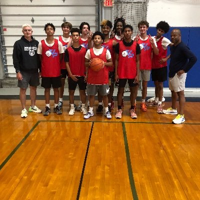 charlessyc2004's profile picture. 