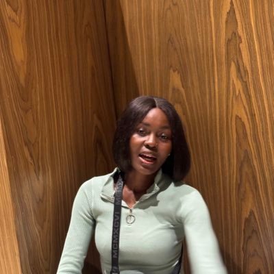 0luwagbemi's profile picture. Eiiishh!