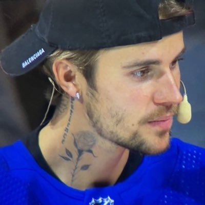 lightsknbieber's profile picture. jump off 07