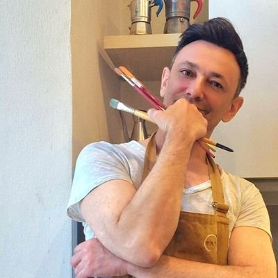 ross_fineart's profile picture. Figurative artist – Art of the blooming beauty and sensuality of male body