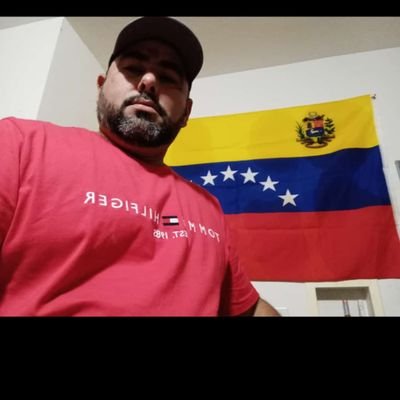 yony_wolfromero's profile picture. 