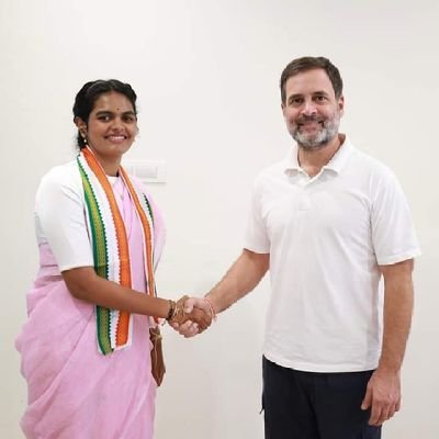 Political Enthusiast |⚖️ Lawyer | 📖 Book Lover
🏦 Director, Vijayapura DCC Bank | CEO, Sparsha | Secretary KPYC
✍️ Living in constant existential dread.