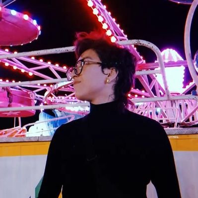 Chris•tine | a Brazilian tiny lesbianさんのプロフィール画像