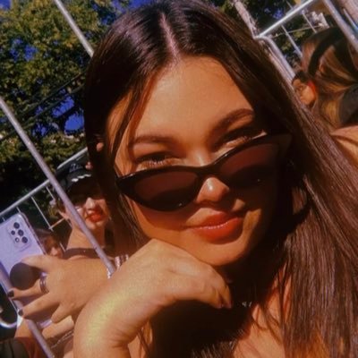 httpviix_'s profile picture. I’m nobody! who are you?