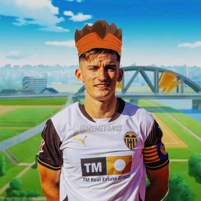 Valencia CF fan account.
José Mota me respondió a un tweet. CM del @SportingDeTuria. Valencia alé, voy a morir por ti... 🎶