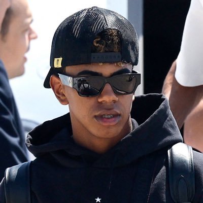 Olubunmi_02's profile picture. CULER💙❤️, IRREGULAR RANDOM 💩😵