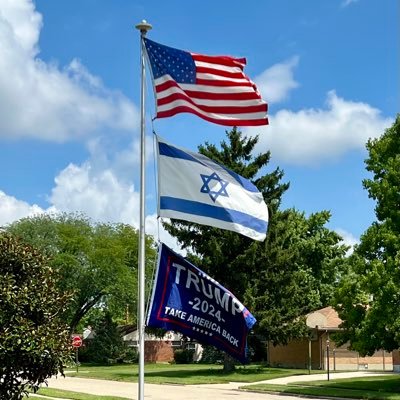 lindapitarys1's profile picture. Longtime Conservative who loves coffee ☕️ animals 🐶🐱and the beauty of nature 🌸 Back the Blue 💙 No DMs please