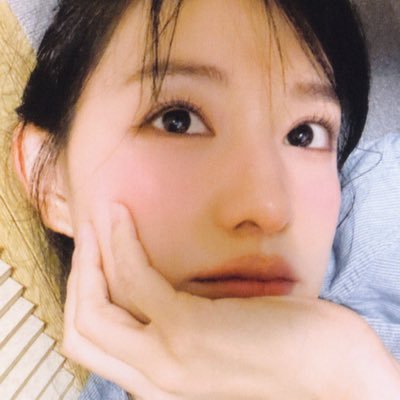 ✧˚ Parody ─ Kim Jiwon ─ 1992 𓈒 ♡̷̷̷ described as charismatic, with a captivating presence that effortlessly draws viewers into her performances ʚɞ˚ ༘✿ ⋆。˚