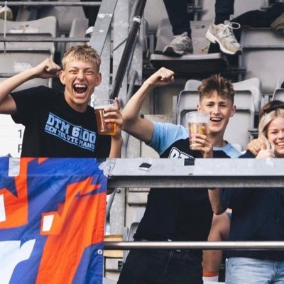 QuitteJr's profile picture. 17 år elsker fodbold⚽ (SønderjyskE og Hsv). @Quitte74 pæneste arving