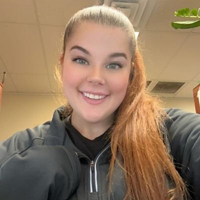 ava16757's profile picture. Truck is available for Sale or Rent
Sale/$40,000
Rent/$1,500 for a week 
Deposit before service
Your address/location/and name