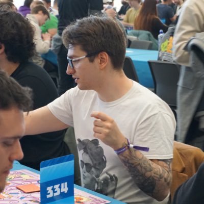 Member of @Team_Basta
Account just for spotting pokemon tcg news ;)