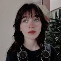 𝓪𝗿𝗮𝗯𝗲𝗹𝗹𝗮. (@look4answ3rs) 's Twitter Profile