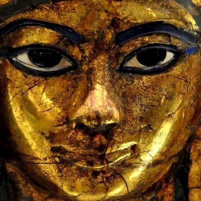 MagicPyram98525's profile picture. q