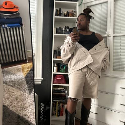 ITSMONCLEAHEAUX's profile picture. DGAFIBTJBIMT ✌🏾