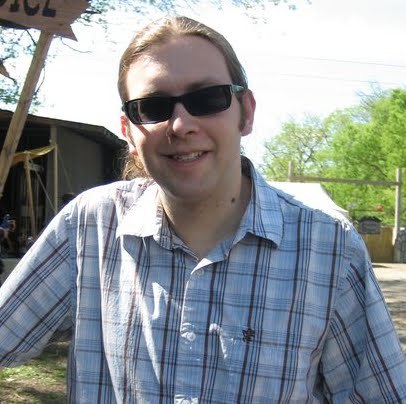 Web developer, Linux hacker and family man extraordinaire.