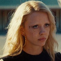 ✭ (@iqxeen) 's Twitter Profile Photo