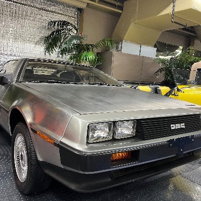 superjeffX12's profile picture. 