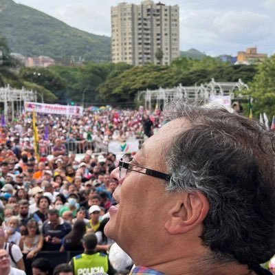 Cuenta desde la Campaña Petro Presidente Francia Vicepresidenta. Al tanto de los liderazgos progresistas de Cali.