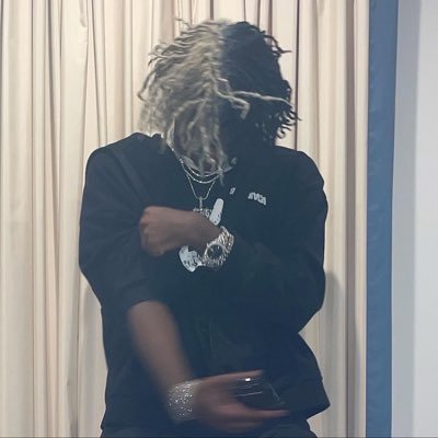 meysydd's profile picture. 005 X bitch!