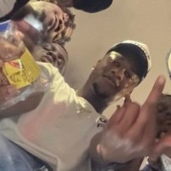 A nigga just don’t care bout shit🤷🏾♂️🖕🏾