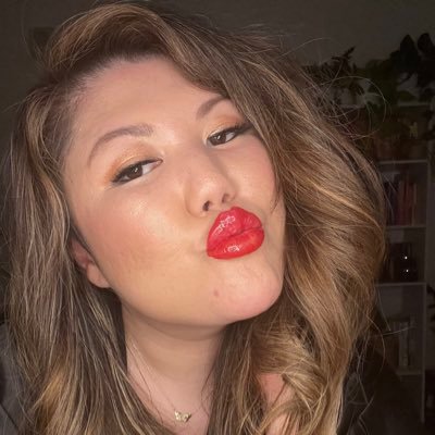 welcome to my twitter circle // main: @jenntakahashi