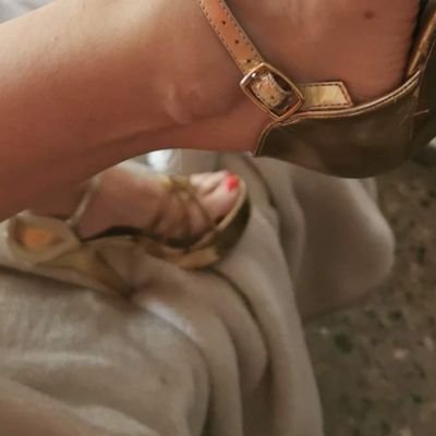 Fetichista 👠... sé educad@ y tendrás mi atención. No rt de fotos 🙏