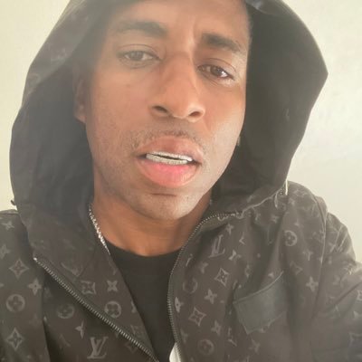 SAVAGESHYNE1057's profile picture. 