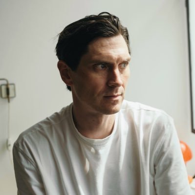 davidbarnwell's profile picture. Editorial director, journalist & kreativ konsulent // Udgiver af FEIN, det eneste nyhedsbrev om 🇩🇪 du behøver at læse // printnørd // fotograf // skateboarder