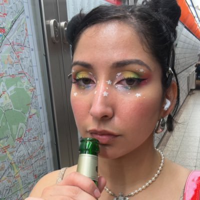 MonieViolante's profile picture. 💚💜🏳️‍🌈🏳️‍⚧️
