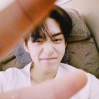 千 (@jiwoong_178cm) 's Twitter Profile Photo