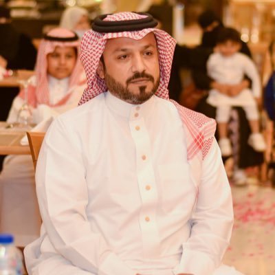 رجل أعمال سعودي #احب_فعل الخير والسعادة والأمل في قلوب أبناء مملكتنا الحبيبه السعودية مستمر مع الأمير الوليد بن طلال آل سعود والاستثمار في #شركة_المملكة_القا