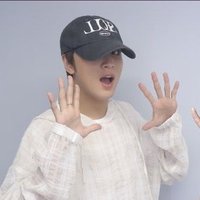 vily (@lovmarkhae) 's Twitter Profile