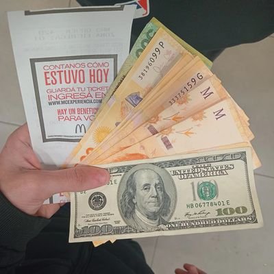 agusspi08's profile picture. 💸🚬🍀
🥊🏀
There is nothing more dangerous than someone calm