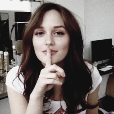 Maybookslov's profile picture. May || 📚Acotar